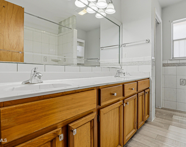 1509 Finsterwald Place - Photo Thumbnail 31