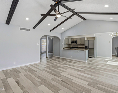 1509 Finsterwald Place - Photo Thumbnail 10