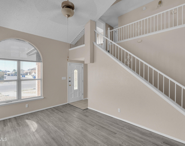 5917 Chippendale Avenue - Photo Thumbnail 7