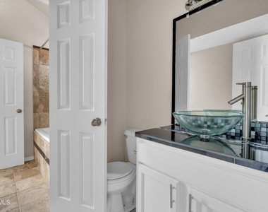 5917 Chippendale Avenue - Photo Thumbnail 36