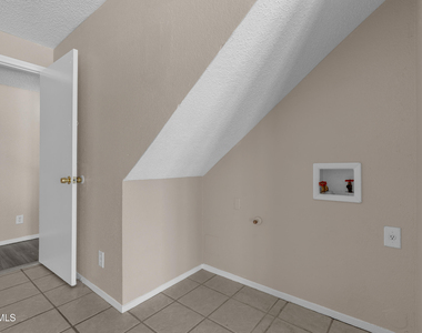 5917 Chippendale Avenue - Photo Thumbnail 27