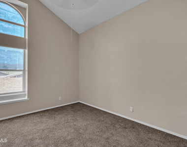 5917 Chippendale Avenue - Photo Thumbnail 37
