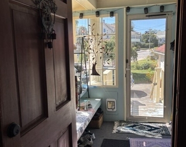519 Montauk Avenue - Photo Thumbnail 13