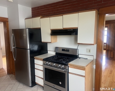 105 Wentworth Street - Photo Thumbnail 29