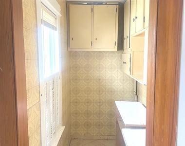 105 Wentworth Street - Photo Thumbnail 33
