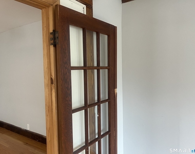 105 Wentworth Street - Photo Thumbnail 22