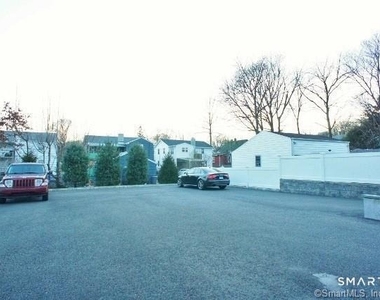 5 Vail Street - Photo Thumbnail 14