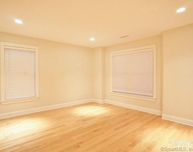5 Vail Street - Photo Thumbnail 3