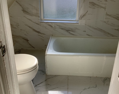 10 Burritt Avenue - Photo Thumbnail 11