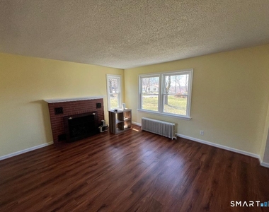 138 Mountain Street - Photo Thumbnail 3