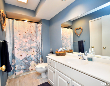 16 Applewood Lane - Photo Thumbnail 32