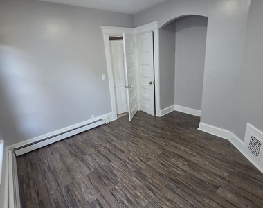 46 Plaza Avenue - Photo Thumbnail 3