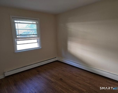 250 Scott Road - Photo Thumbnail 2