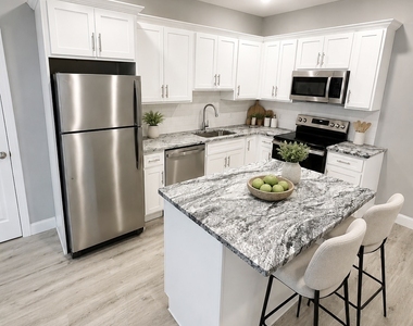 301 Bridgeport Avenue - Photo Thumbnail 17