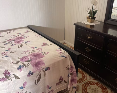 61 Shepard Avenue - Photo Thumbnail 3