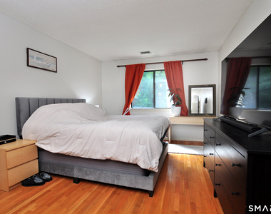 30 Simsbury Landing - Photo Thumbnail 18