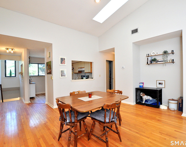 30 Simsbury Landing - Photo Thumbnail 29