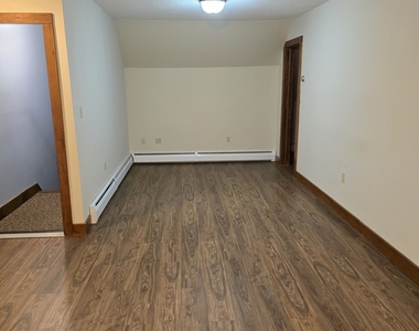 527 B Gilead Street - Photo Thumbnail 3