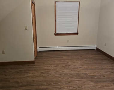 527 B Gilead Street - Photo Thumbnail 7