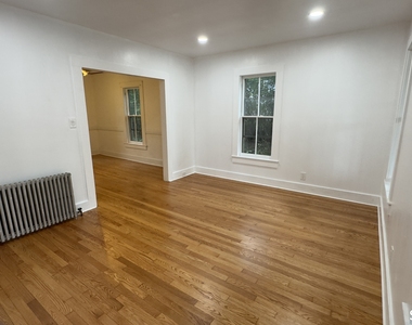 10 Henry Street - Photo Thumbnail 6