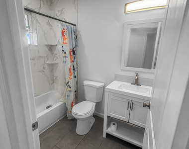 1042 Iranistan Avenue - Photo Thumbnail 21