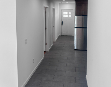 1042 Iranistan Avenue - Photo Thumbnail 9