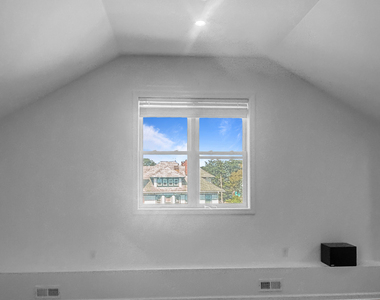 1042 Iranistan Avenue - Photo Thumbnail 28