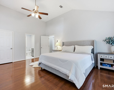 281 Cameron Drive - Photo Thumbnail 23