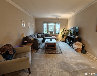 70 Strawberry Hill Avenue - Photo Thumbnail 2
