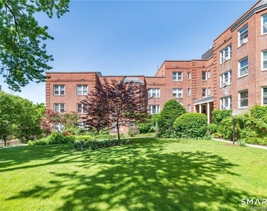 70 Strawberry Hill Avenue - Photo Thumbnail 1