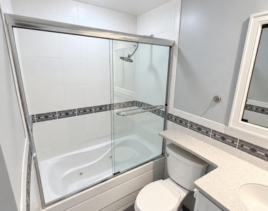 97 Richards Avenue - Photo Thumbnail 8