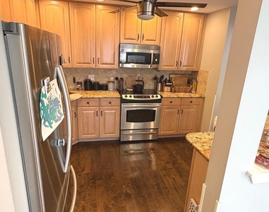 97 Richards Avenue - Photo Thumbnail 4