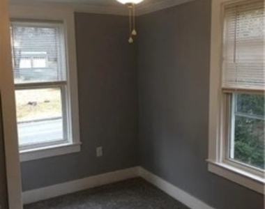52 Pleasant Street - Photo Thumbnail 8