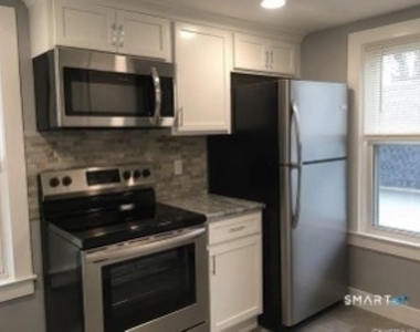 52 Pleasant Street - Photo Thumbnail 3