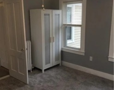 52 Pleasant Street - Photo Thumbnail 5