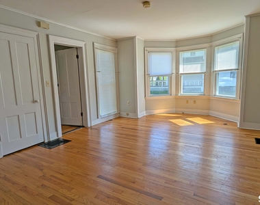 21 Fairview Street - Photo Thumbnail 1