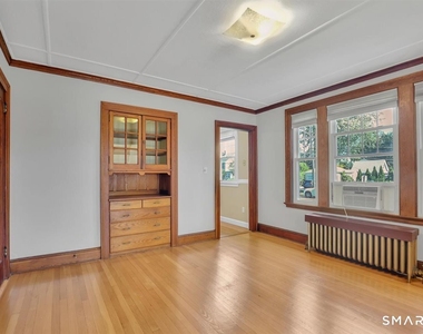 152 Brace Road - Photo Thumbnail 15