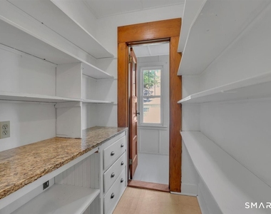 152 Brace Road - Photo Thumbnail 13