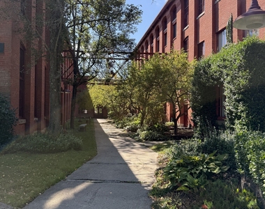 839 Main Street - Photo Thumbnail 11