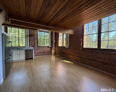 839 Main Street - Photo Thumbnail 3