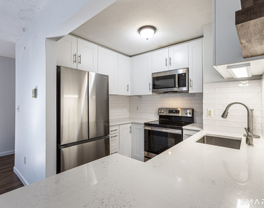 60 Overlook Avenue - Photo Thumbnail 14