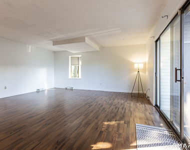 60 Overlook Avenue - Photo Thumbnail 3