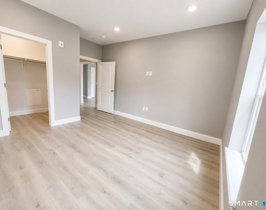 301 Bridgeport Avenue - Photo Thumbnail 11