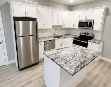 301 Bridgeport Avenue - Photo Thumbnail 25