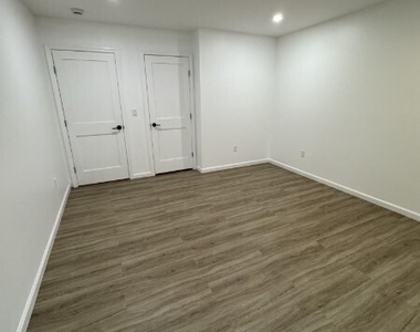 38 Golden Hill Street - Photo Thumbnail 9