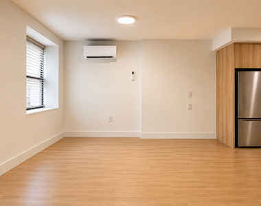 72 West 126th St - Photo Thumbnail 2