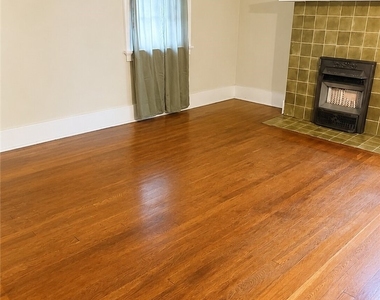114 Conestoga Rd - Photo Thumbnail 6