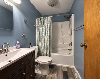 10365 Lilac St - Photo Thumbnail 8