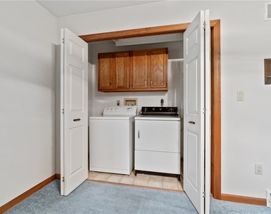 1301 Grandview Ave - Photo Thumbnail 14