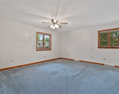 1301 Grandview Ave - Photo Thumbnail 15